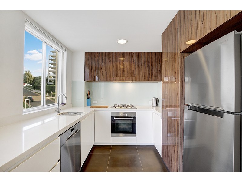 201/2 Peninsula Drive, Breakfast Point NSW 2137