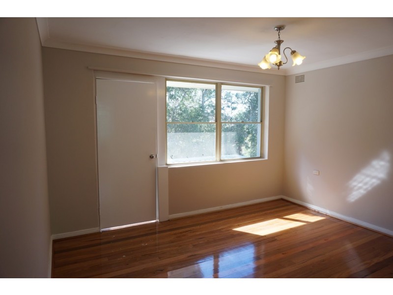 2/37 Marlene Crescent, Greenacre NSW 2190