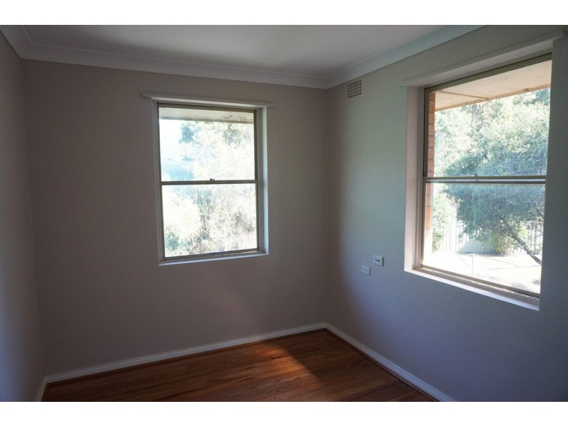 2/37 Marlene Crescent, Greenacre NSW 2190