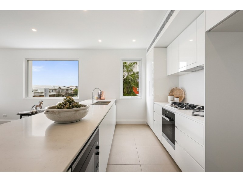 206/50 Peninsula Drive, Breakfast Point NSW 2137