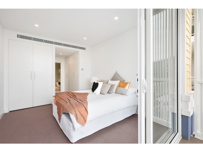 206/50 Peninsula Drive, Breakfast Point NSW 2137