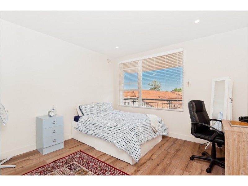 7/8 Fifth Avenue, Campsie NSW 2194