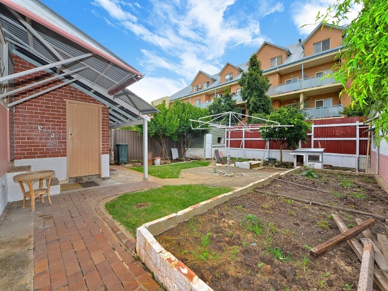 45 Loftus Crescent, Homebush NSW 2140