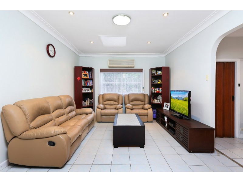 36 St Johns Road, Auburn NSW 2144