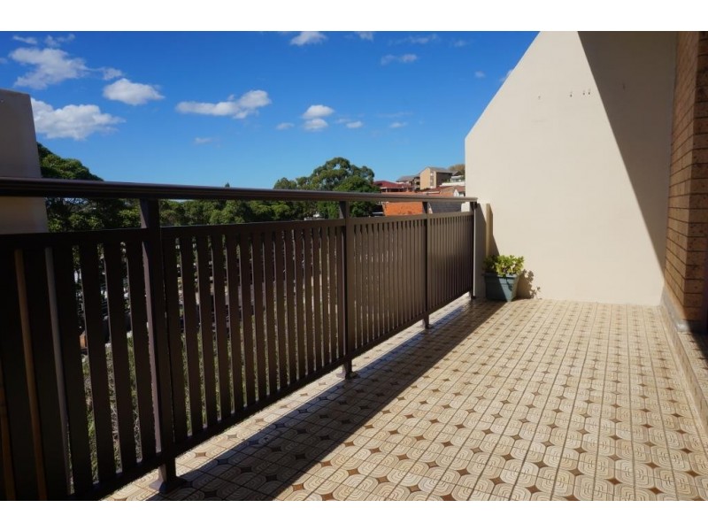 4/61 Walton Crescent, Abbotsford NSW 2046