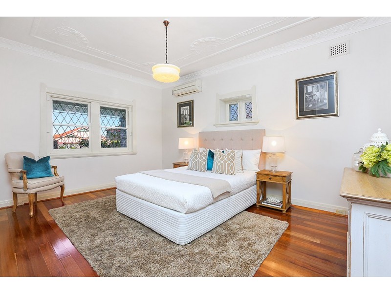 11 Wilga Street, Concord West NSW 2138