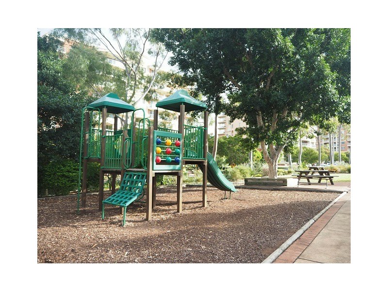 6/1 Bradley Place, Liberty Grove NSW 2138