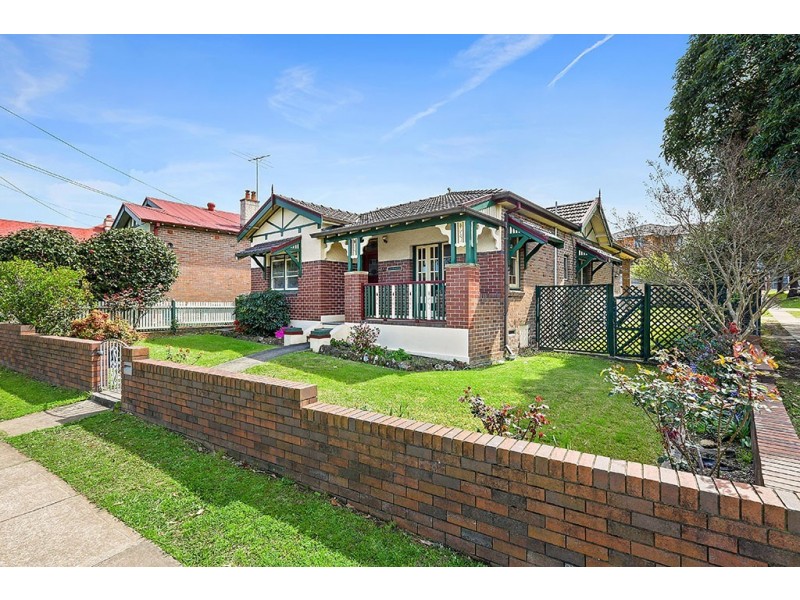 1 Stuart Street, Concord West NSW 2138