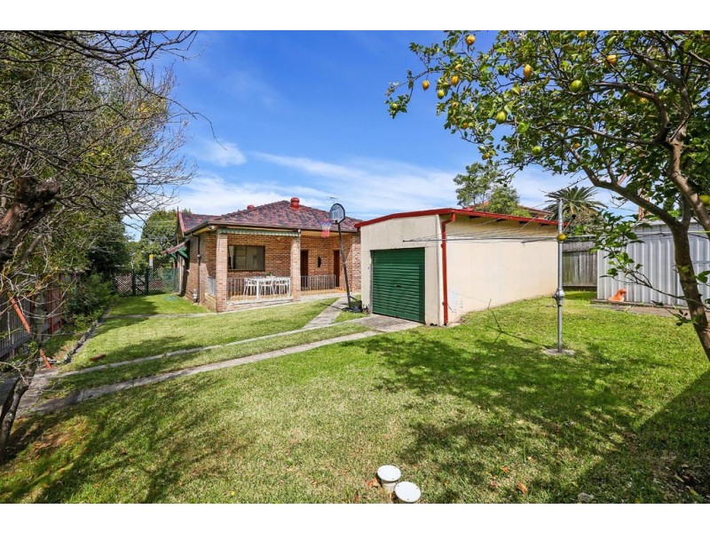1 Stuart Street, Concord West NSW 2138