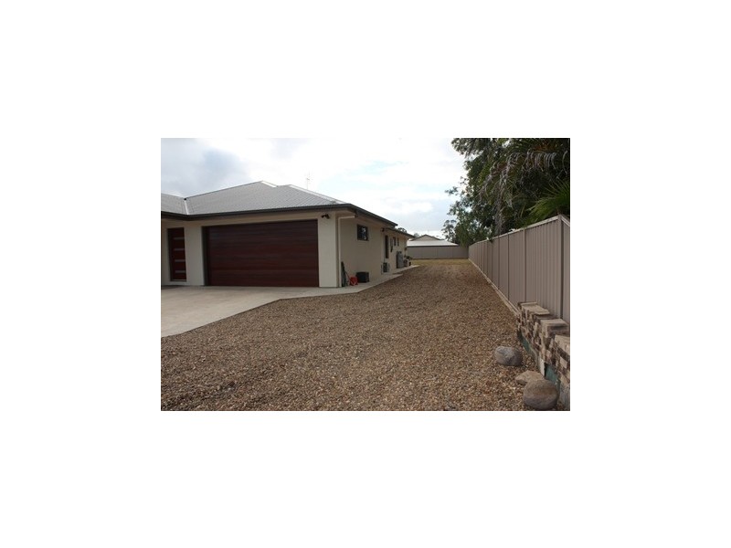 19 BAKER STREET, Nebo QLD 4742