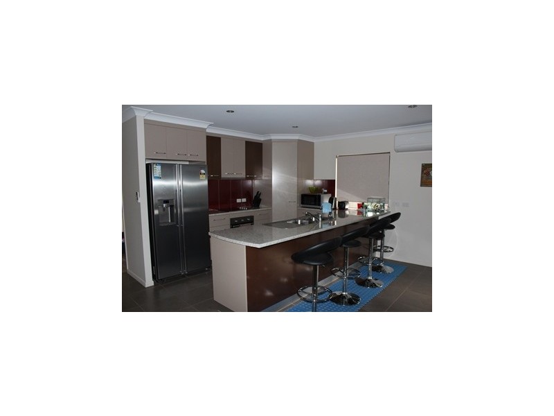 19 BAKER STREET, Nebo QLD 4742