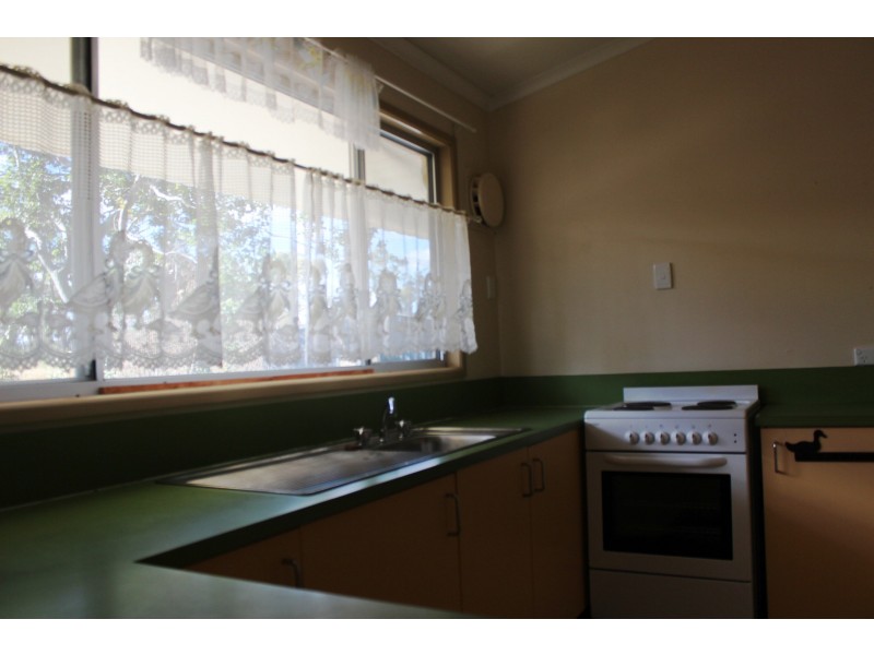 50 MCCLENNAN TERRACE, Glenden QLD 4743