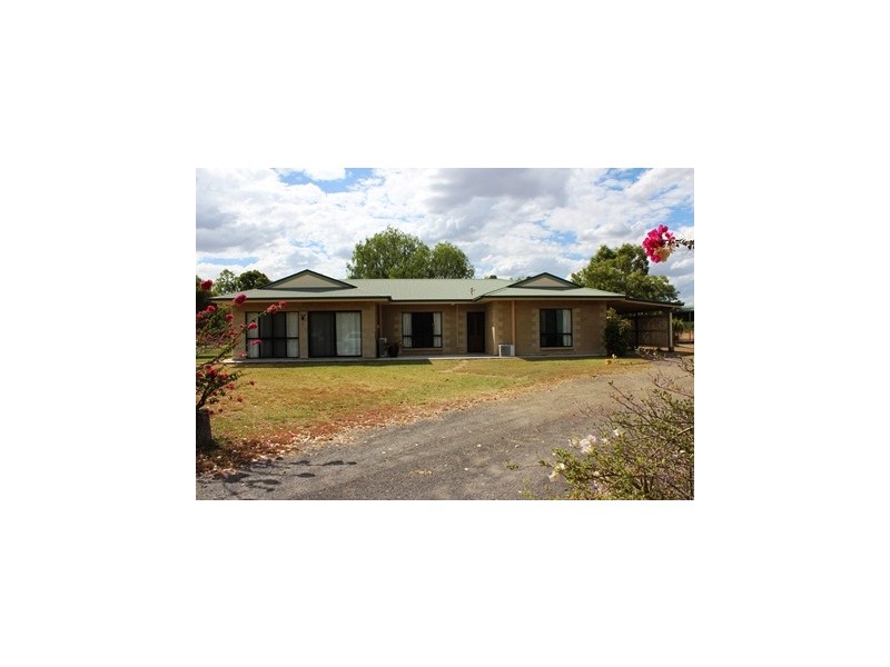 41 REYNOLDS STREET, Nebo QLD 4742