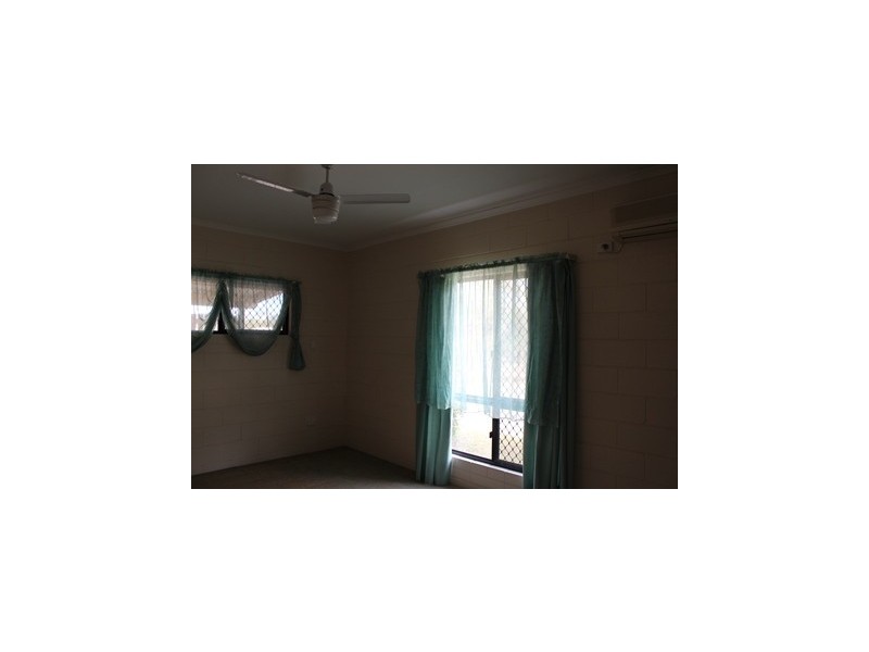 41 REYNOLDS STREET, Nebo QLD 4742