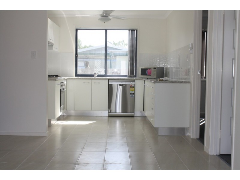 3/36 KEMMIS STREET, Nebo QLD 4742