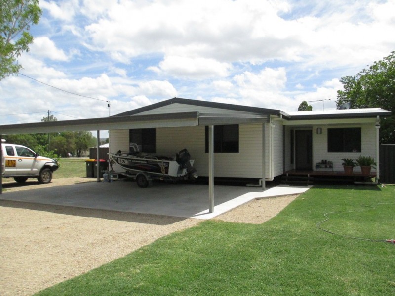 2 Denison Street, Nebo QLD 4742