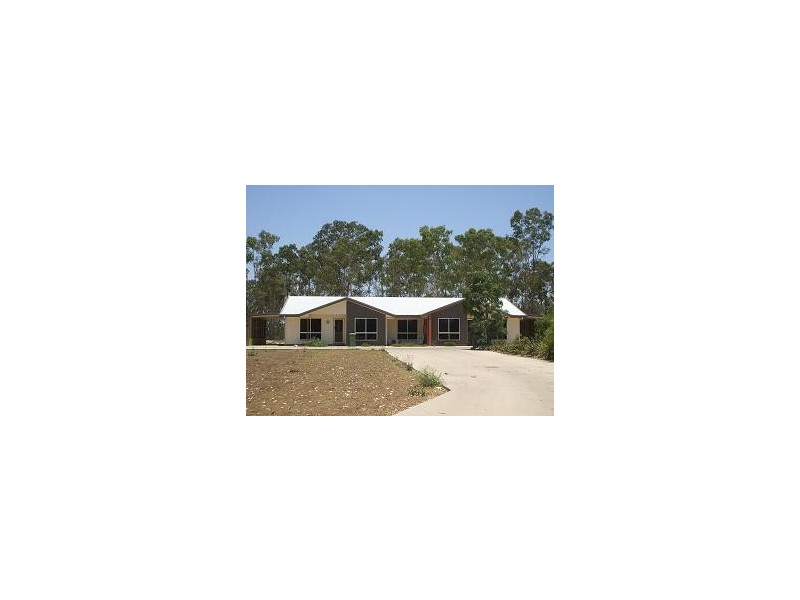 1 -4 CASSIA COURT, Nebo QLD 4742