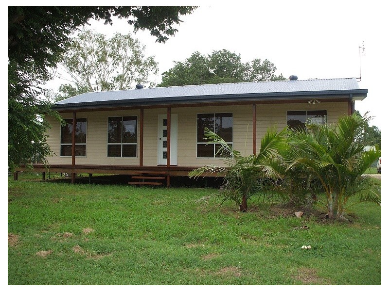 5 BAKER STREET, Nebo QLD 4742