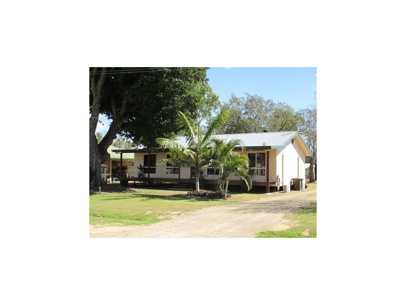 5 BAKER STREET, Nebo QLD 4742