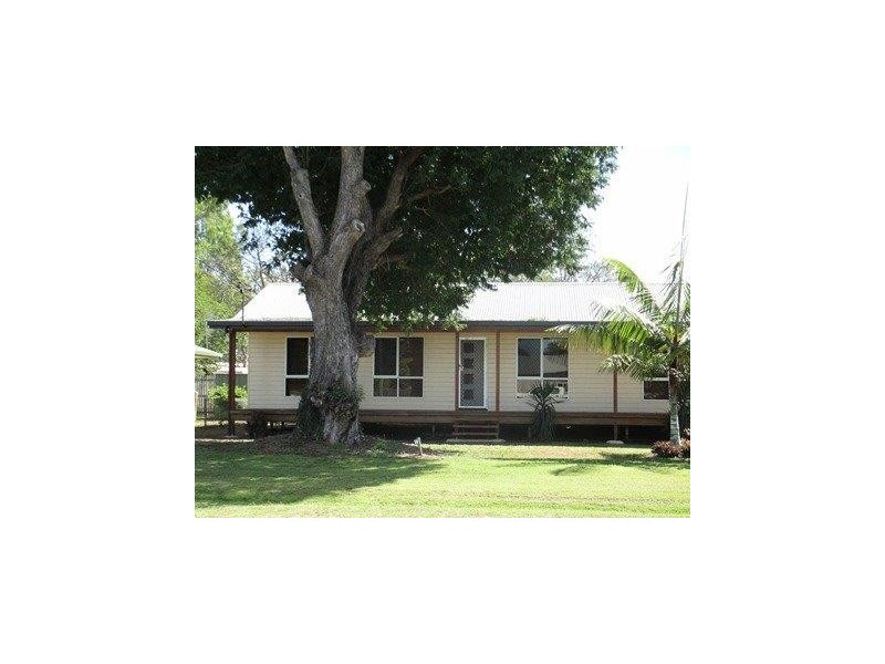 5 BAKER STREET, Nebo QLD 4742