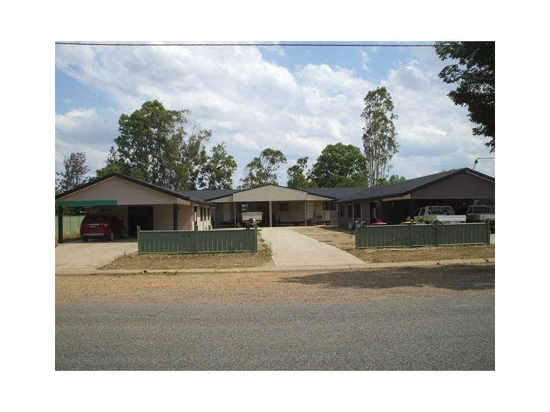28B REYNOLDS STREET, Nebo QLD 4742