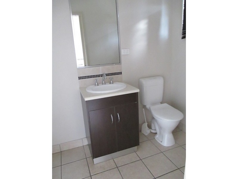 28B REYNOLDS STREET, Nebo QLD 4742