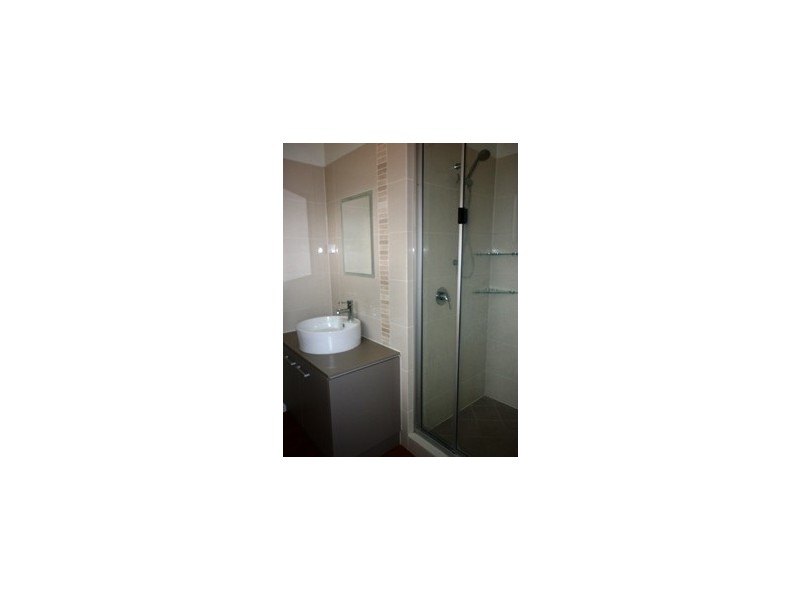 40 Oxford, Nebo QLD 4742