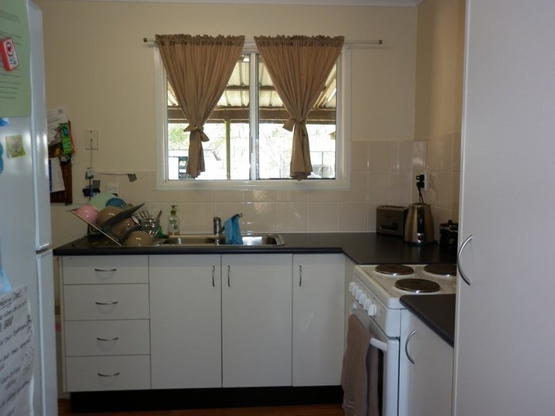 27 MARY, Nebo QLD 4742