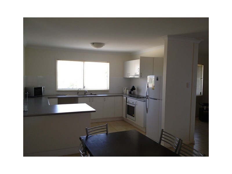 1/9 BAKER STREET, Nebo QLD 4742