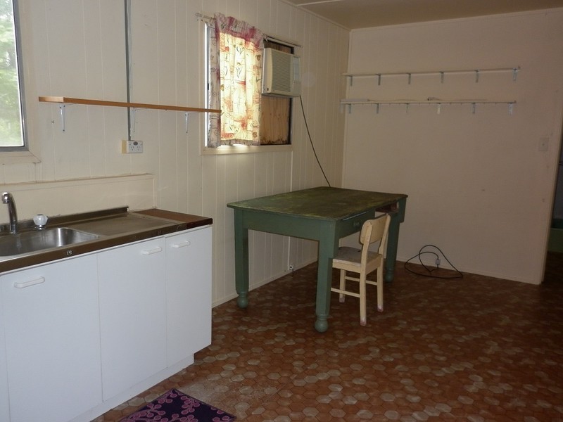 32 Denison Street, Nebo QLD 4742