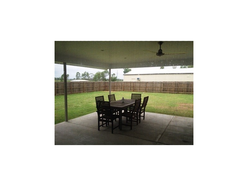 10  TRIMMER STREET, Nebo QLD 4742