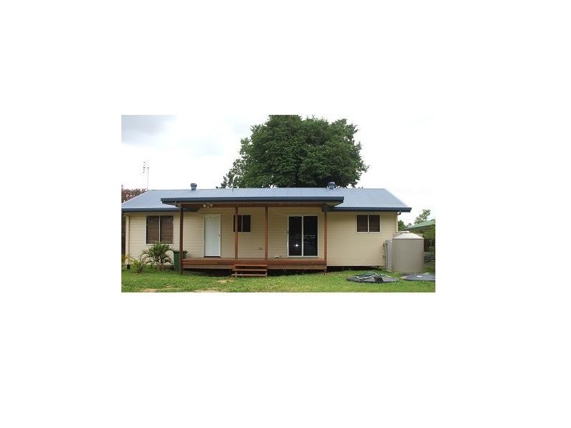 5 BAKER STREET, Nebo QLD 4742