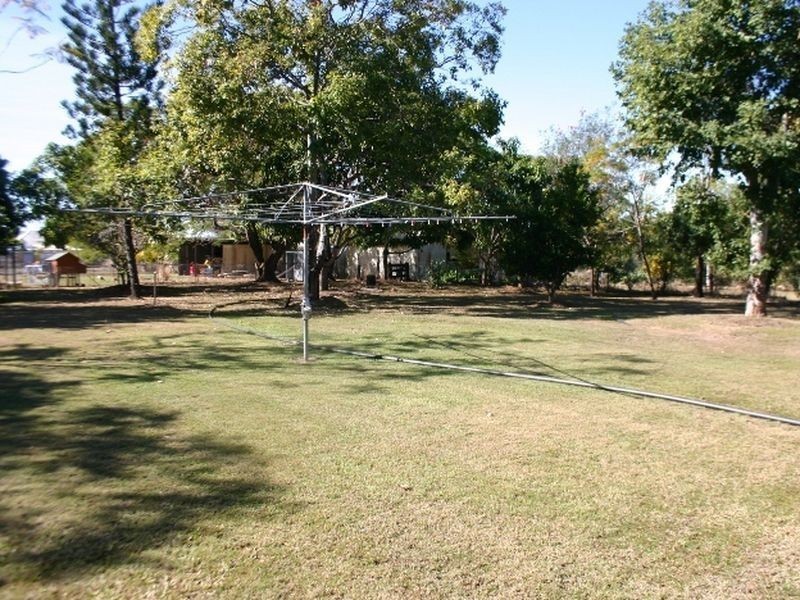 5 WAVERLEY STREET, St Lawrence QLD 4707