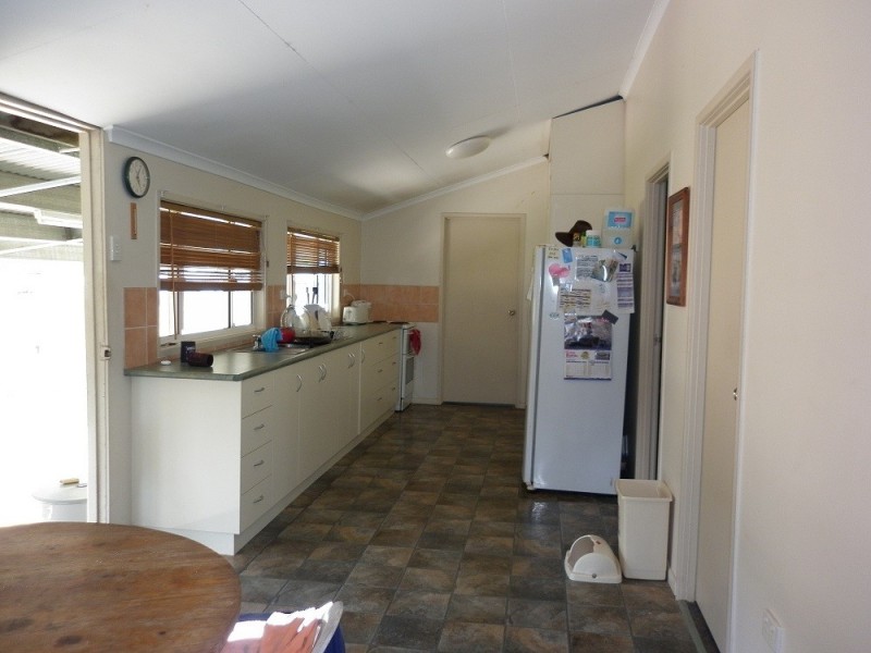 9 Oxford Street, Nebo QLD 4742