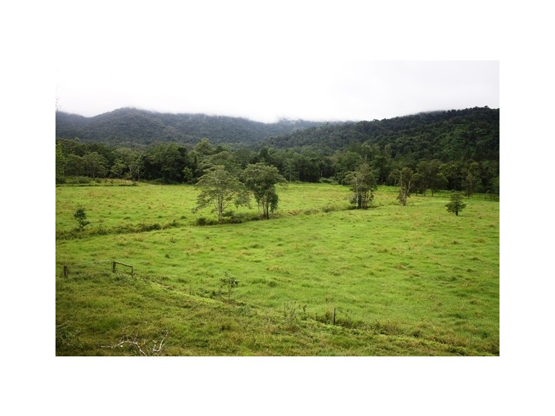19 Van Houweninges Road, Nebo QLD 4742