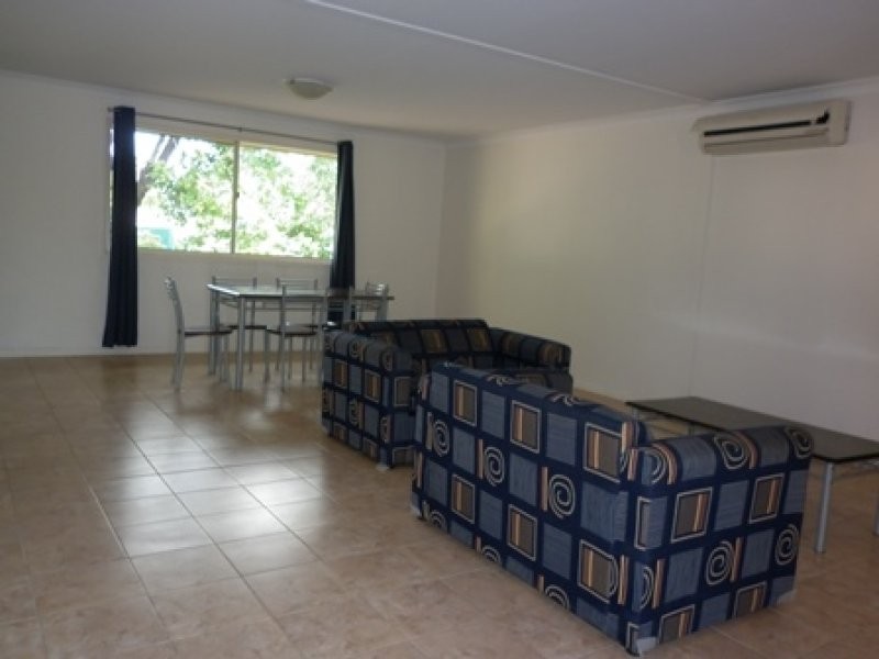 28 REYNOLDS ST, Nebo QLD 4742