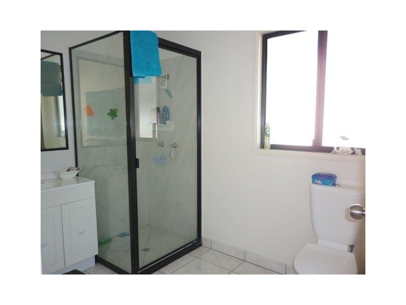 5 BAKER STREET, Nebo QLD 4742