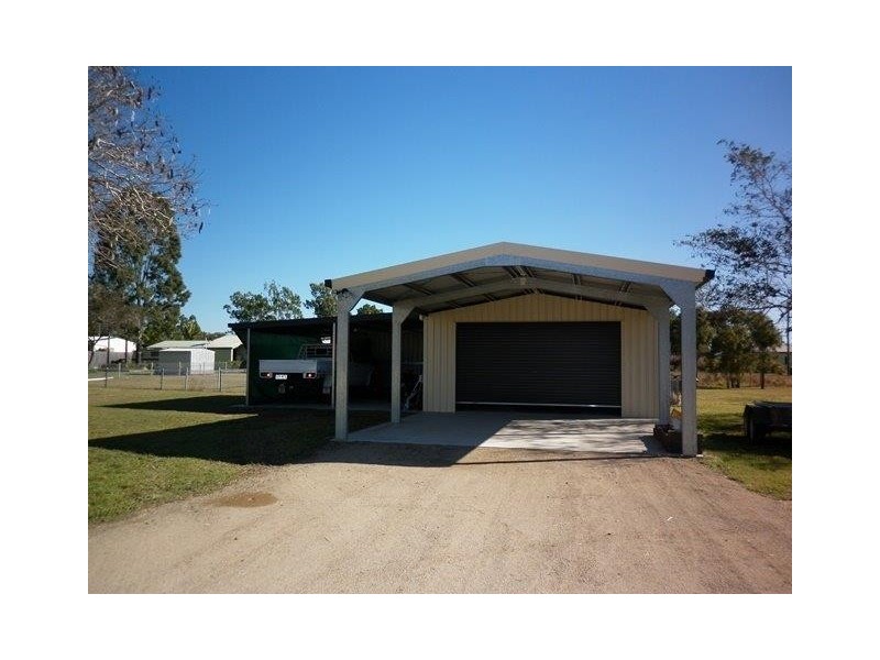 5 BAKER STREET, Nebo QLD 4742