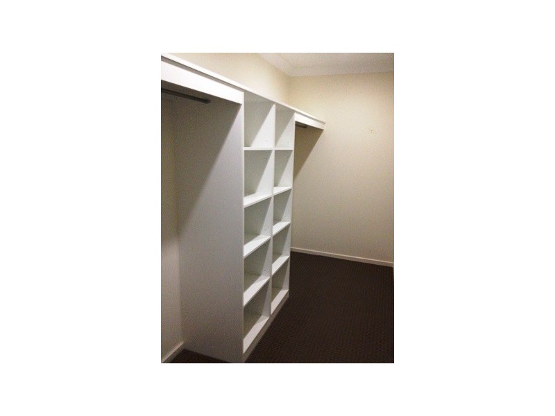 10 Trimmer Street, Nebo QLD 4742