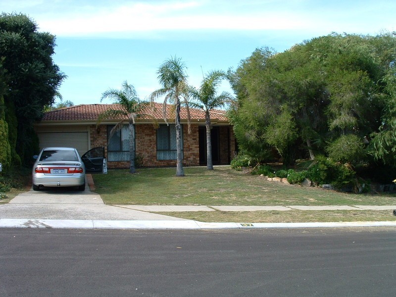 37 Currajong Road, Duncraig WA 6023