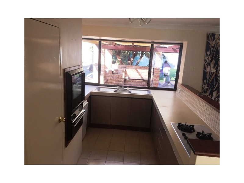 37 Currajong Road, Duncraig WA 6023