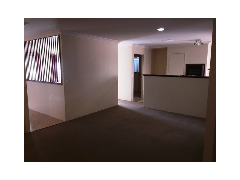 37 Currajong Road, Duncraig WA 6023