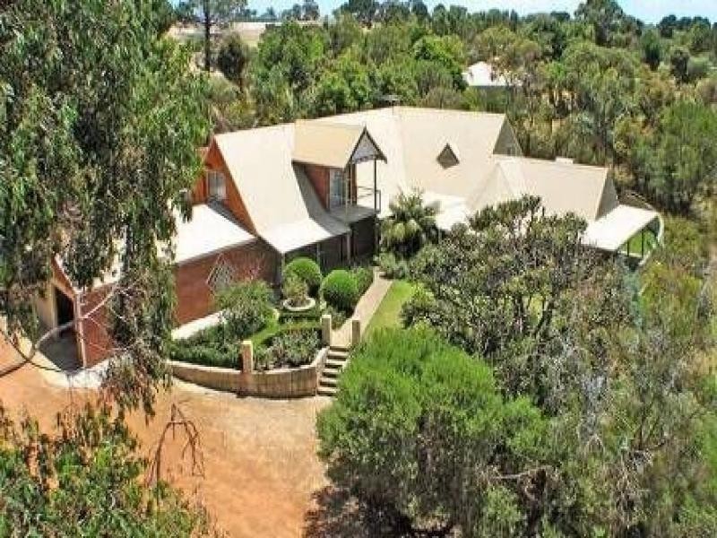 7 Bebich Drive, Wanneroo WA 6065