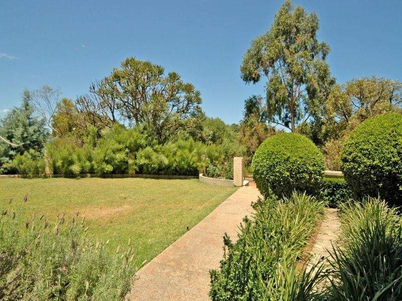 7 Bebich Drive, Wanneroo WA 6065