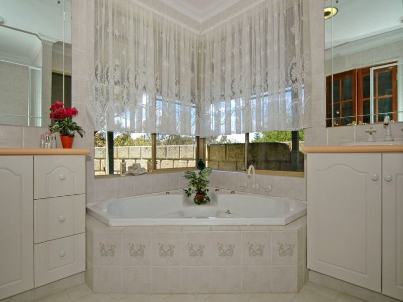 7 Bebich Drive, Wanneroo WA 6065