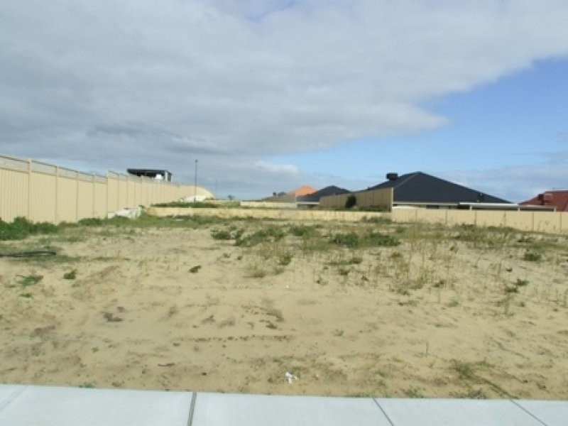 143 Nicholas Road, Hocking WA 6065