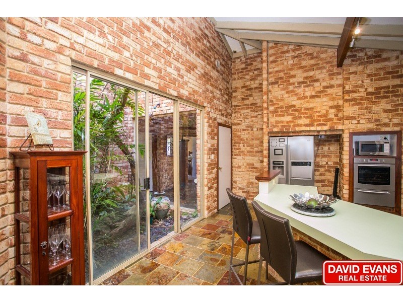 14 Lyell Grove, Woodvale WA 6026