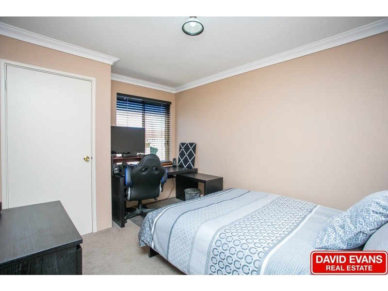 14 Lyell Grove, Woodvale WA 6026