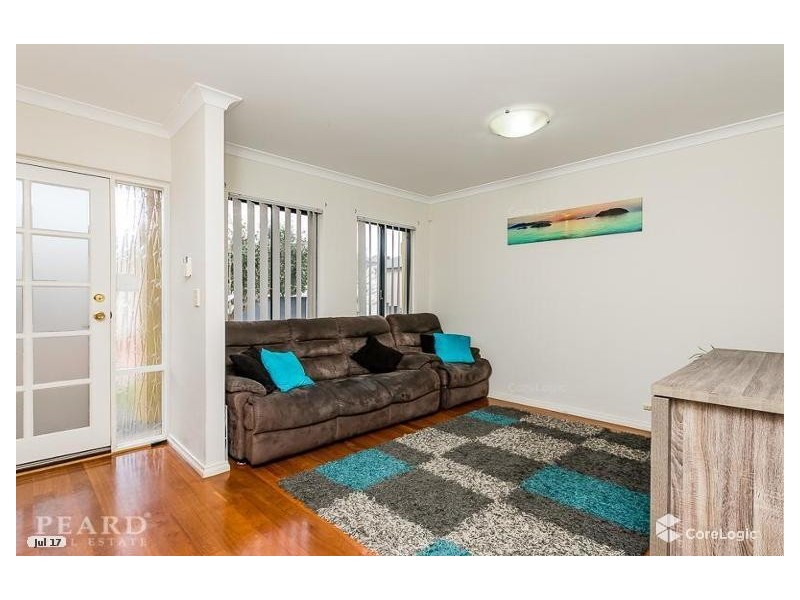 24 Halliday Grove, Hillarys WA 6025