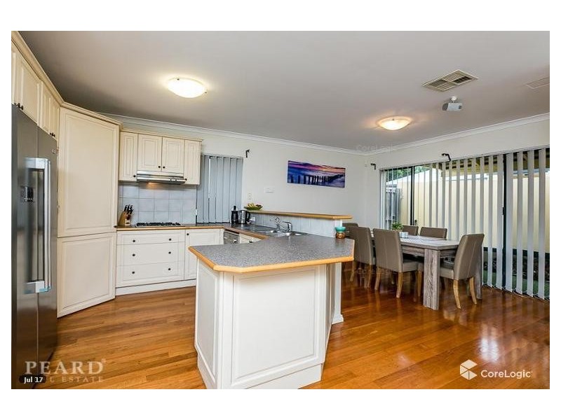 24 Halliday Grove, Hillarys WA 6025